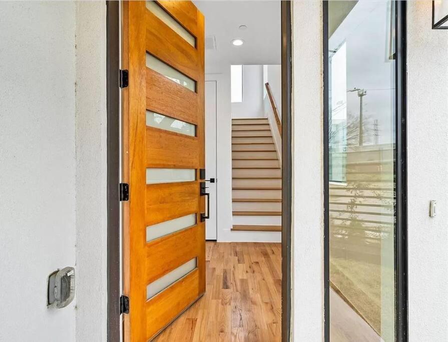 4 Story Home Mins To Downtown Houston With City Views Esterno foto