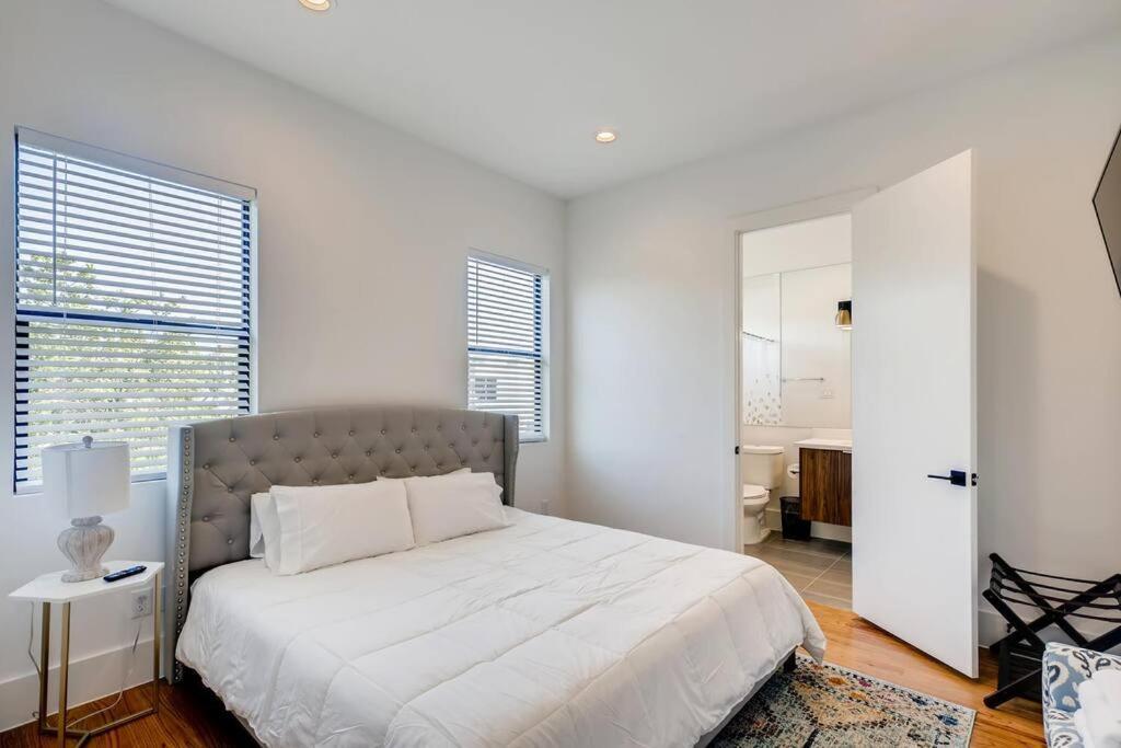 4 Story Home Mins To Downtown Houston With City Views Esterno foto