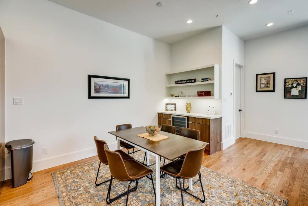 4 Story Home Mins To Downtown Houston With City Views Esterno foto