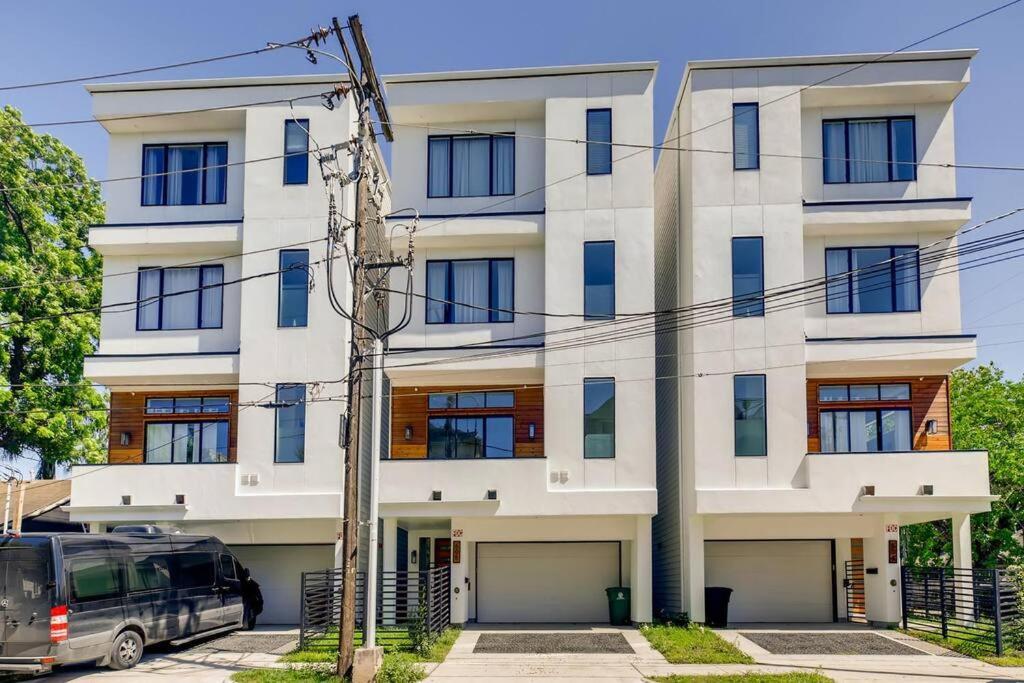 4 Story Home Mins To Downtown Houston With City Views Esterno foto